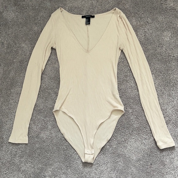 Forever 22 Creme BodySuits - Picture 1 of 2